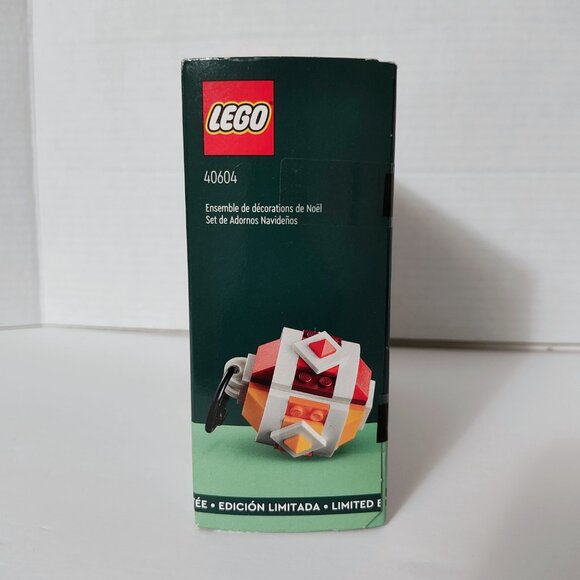 LEGO Christmas Decor Set - Limited Edition - 40604 - Picture 3 of 7